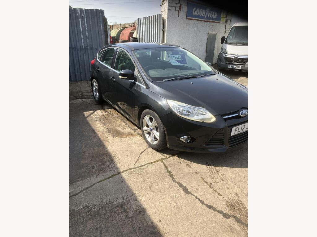 Ford Focus Hatchback 1.6 TDCi Zetec Euro 5 (s/s) 5dr