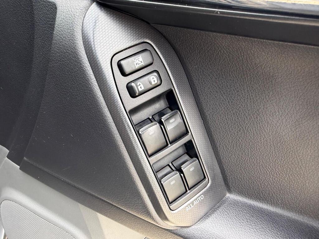 2010 Toyota Land Cruiser thumbnail 54