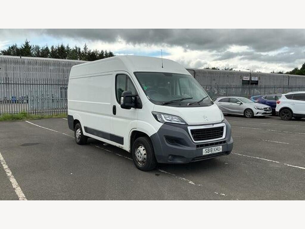 Peugeot Boxer Panel Van 2.0 BlueHDi 335 Professional L2 H2 Euro 6 5dr