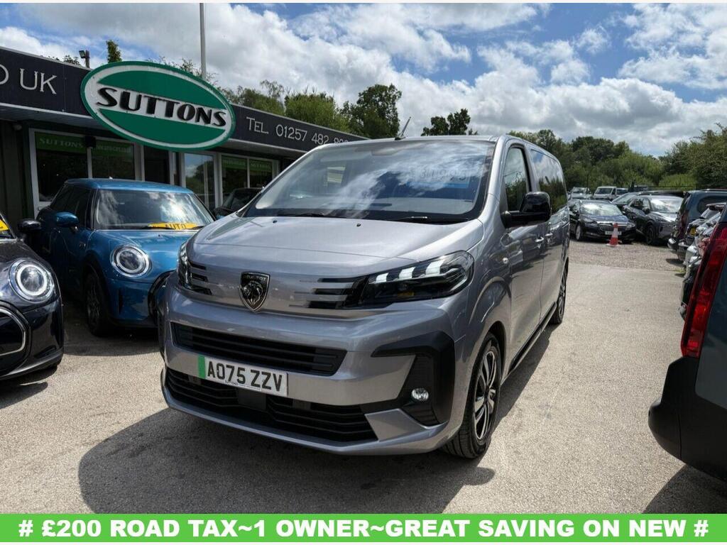 Peugeot e-Traveller