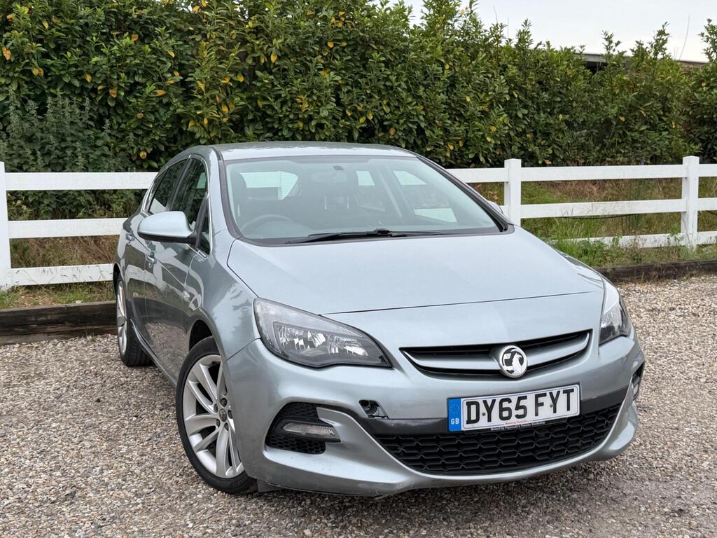 2015 Vauxhall Astra thumbnail 6