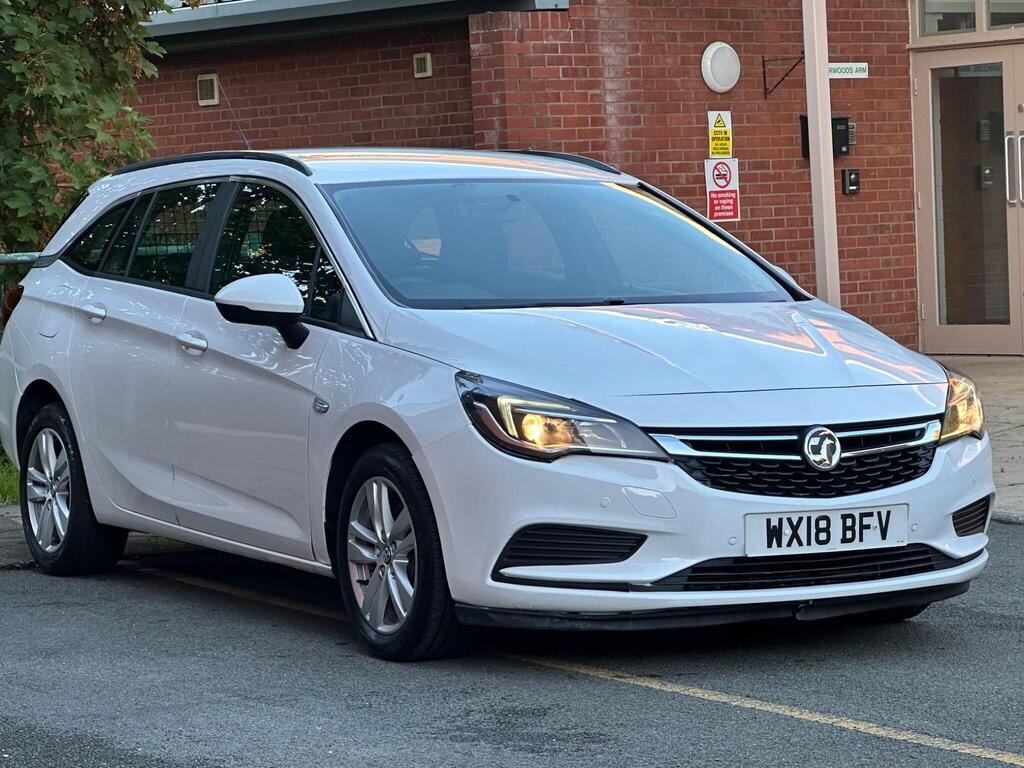 Vauxhall Astra Estate 1.6 CDTi BlueInjection Design Sports Tourer Euro 6 (s/s) 5dr