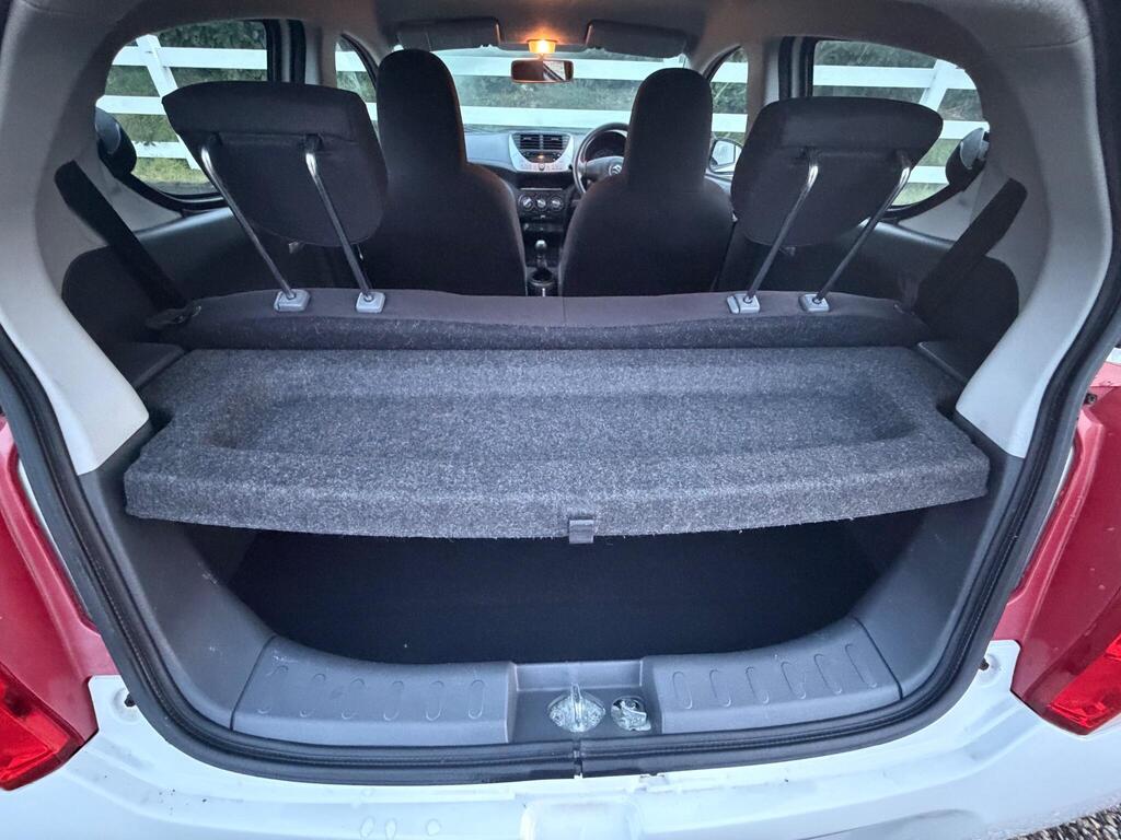 2015 Suzuki Alto thumbnail 21