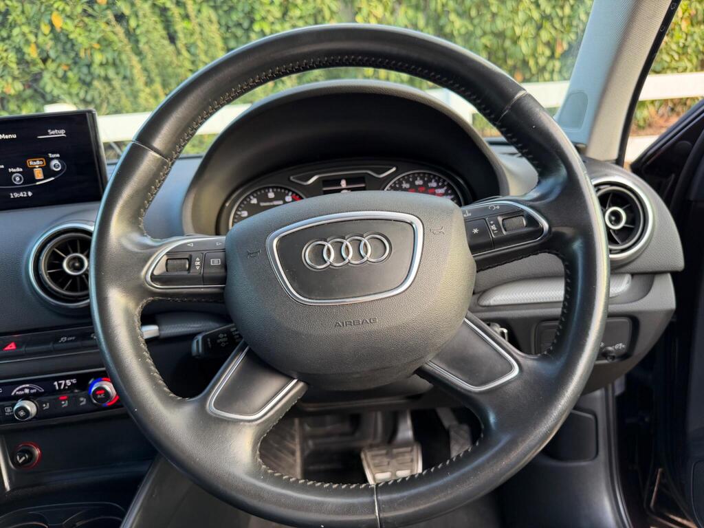 2015 Audi A3 thumbnail 32