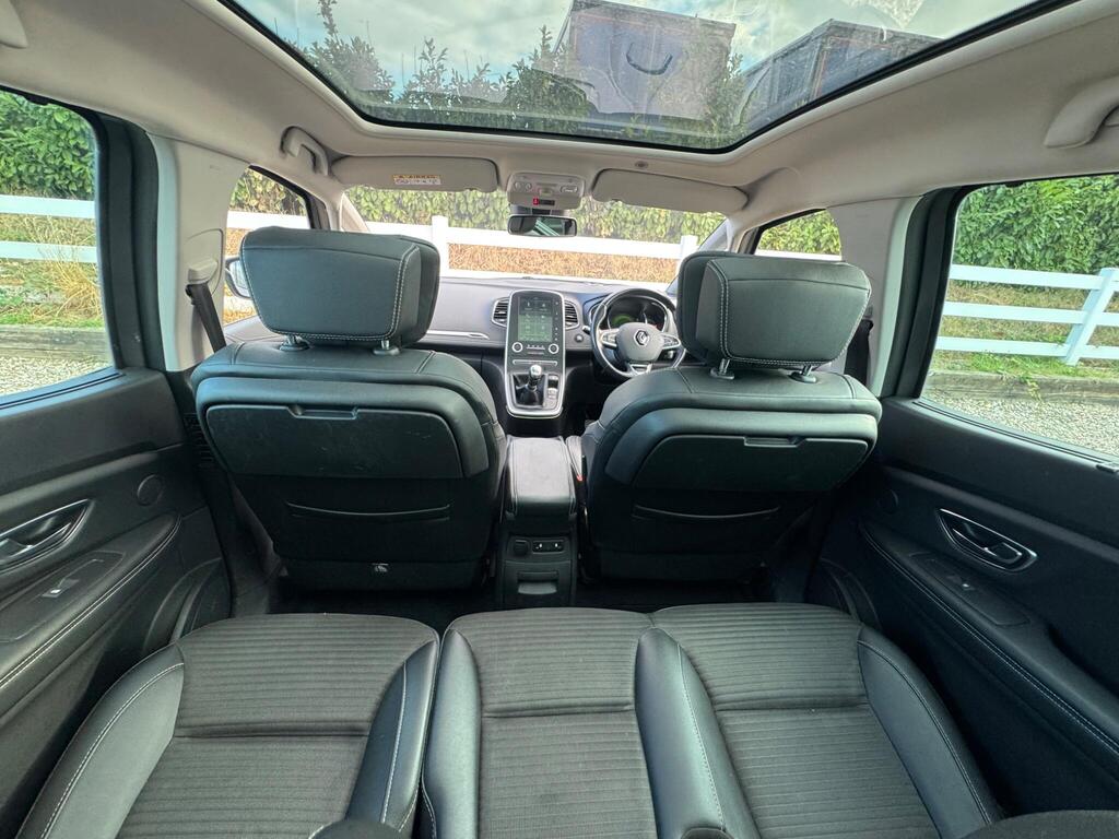 Renault Grand Scenic 1.6 dCi Dynamique S Nav Euro 6 (s/s) 5dr thumbnail 30