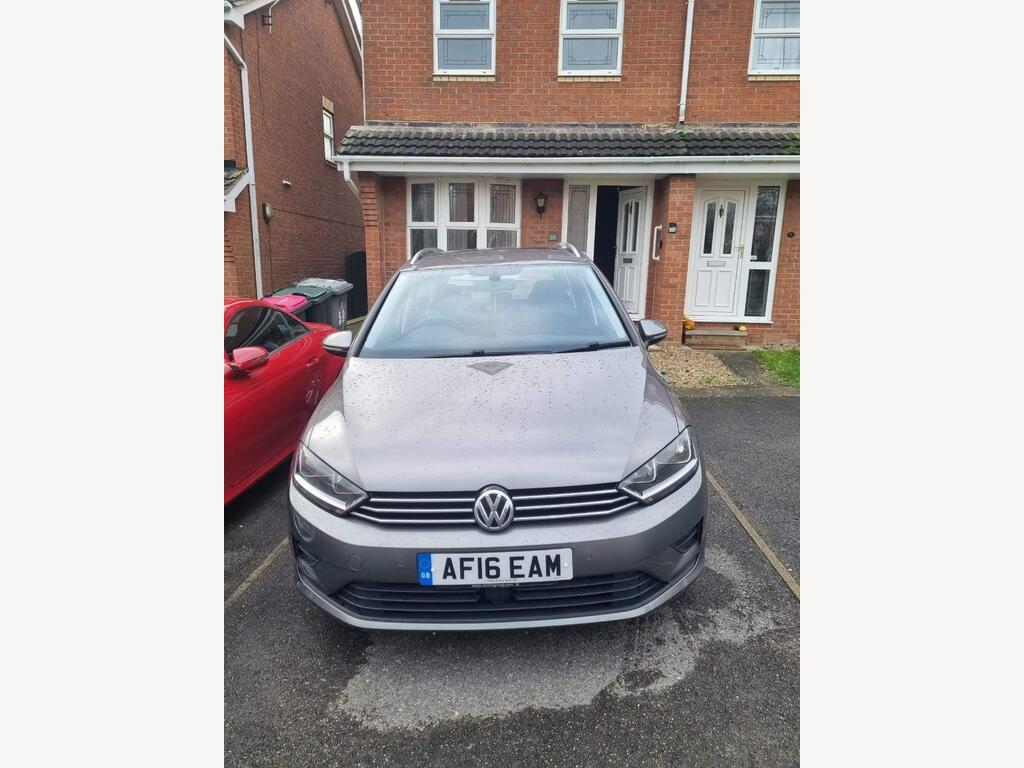 Volkswagen Golf SV