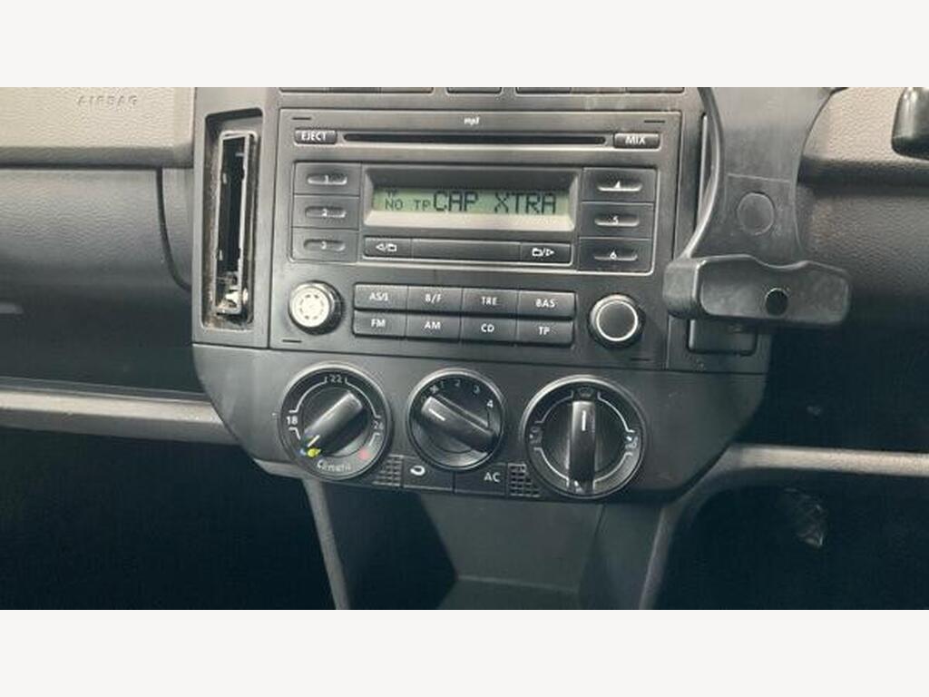 2009 Volkswagen Polo thumbnail 9