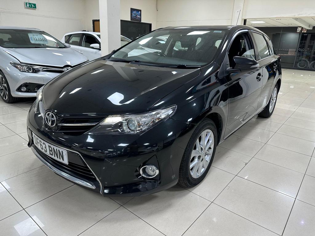 Used Toyota Auris Hatchback 1.33 Dual Vvt-i Icon Euro 5 (S/s) 5dr in  Leicester, Leicestershire | LCS
