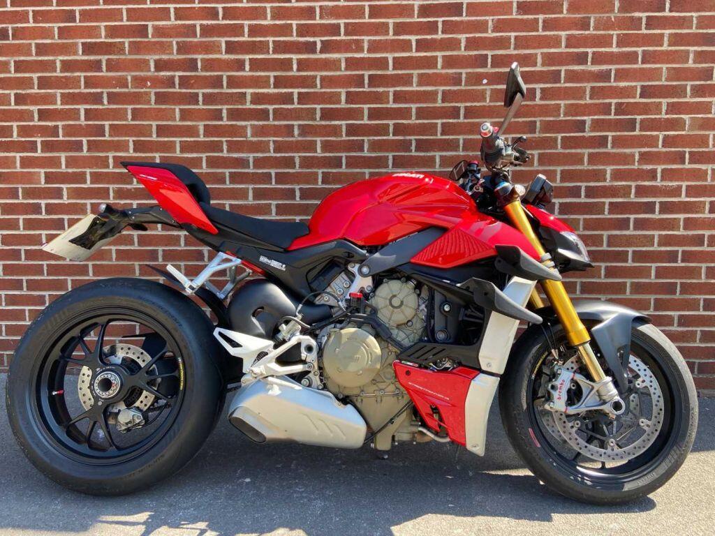 Ducati Streetfighter V4S