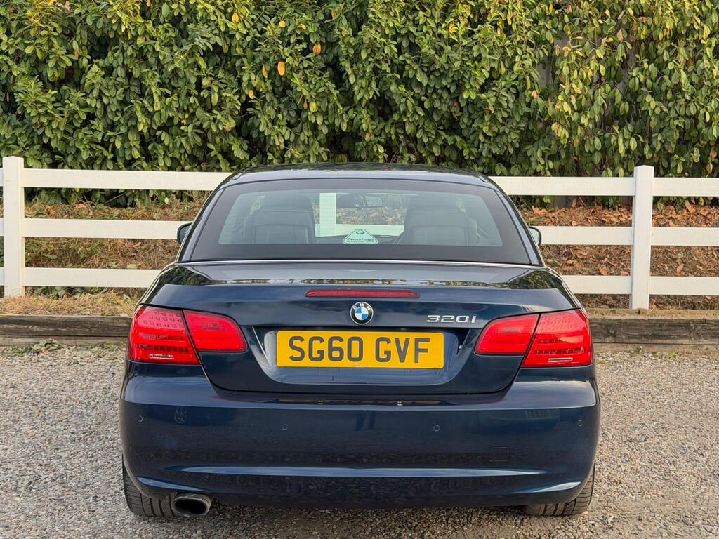 2010 BMW 3 Series thumbnail 14