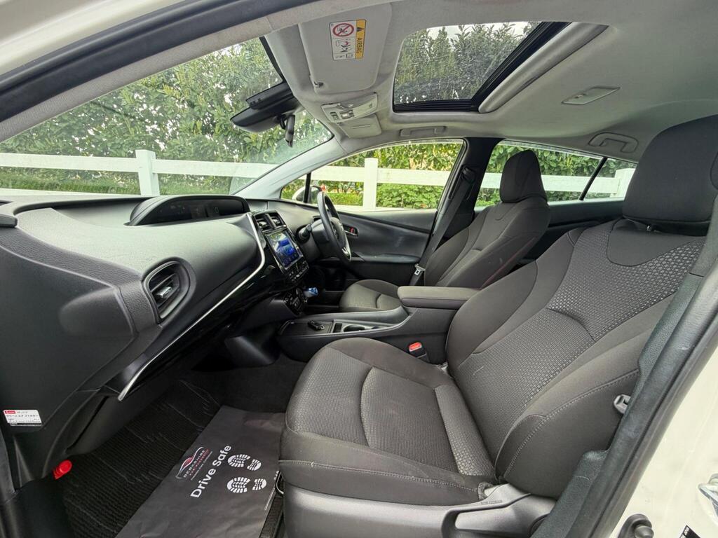 2019 Toyota Prius thumbnail 36