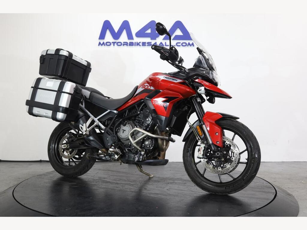Triumph Tiger 900