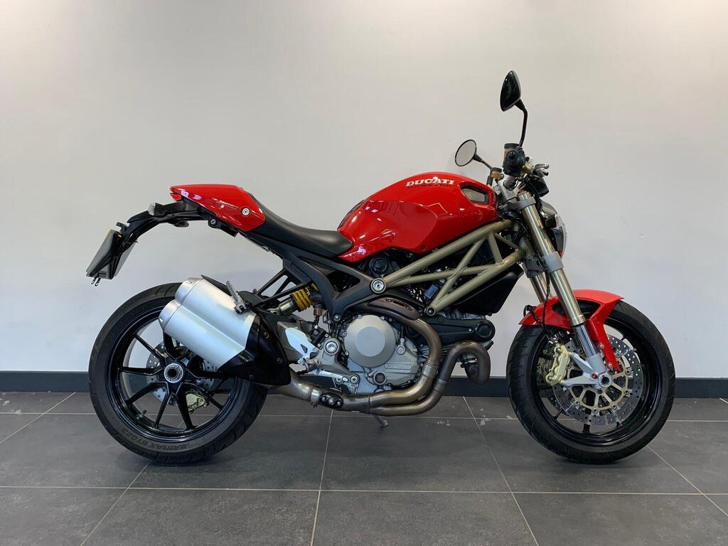 Ducati Monster 1100