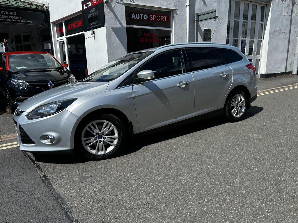 Ford Focus Estate 1.6 TDCi ECOnetic Titanium Navigator Euro 5 (s/s) 5dr