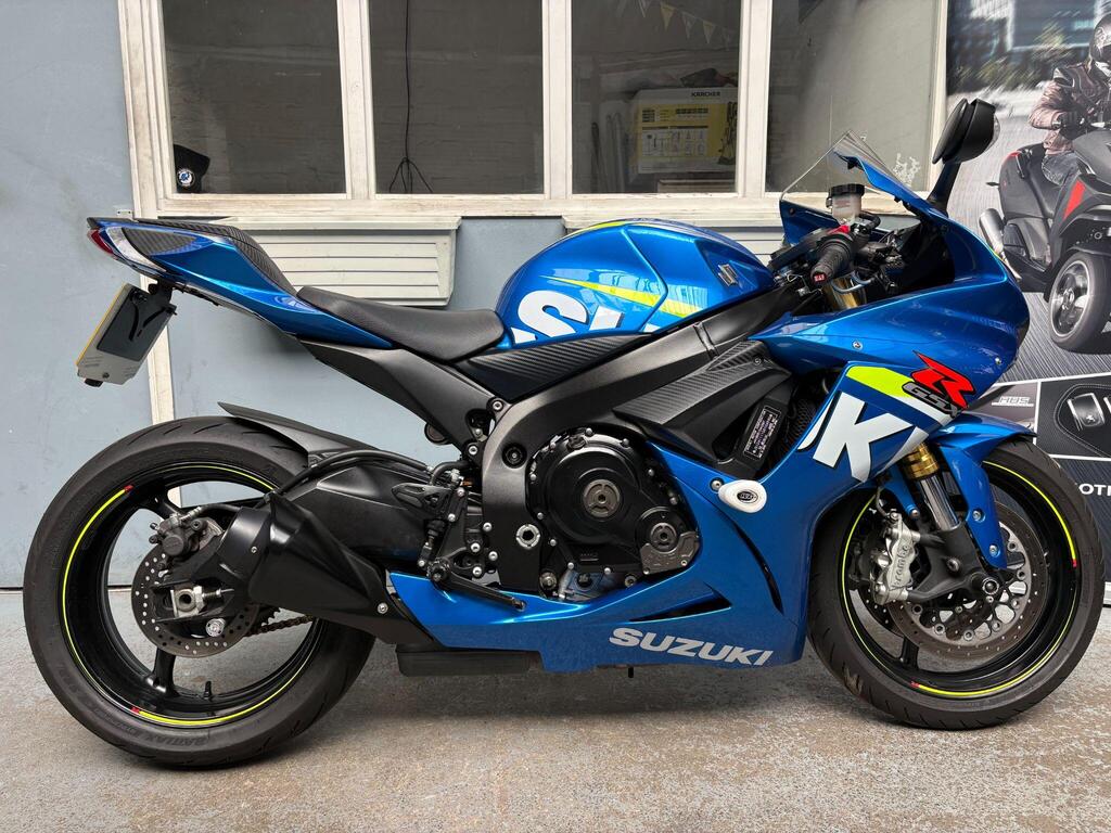 Suzuki GSX-R750