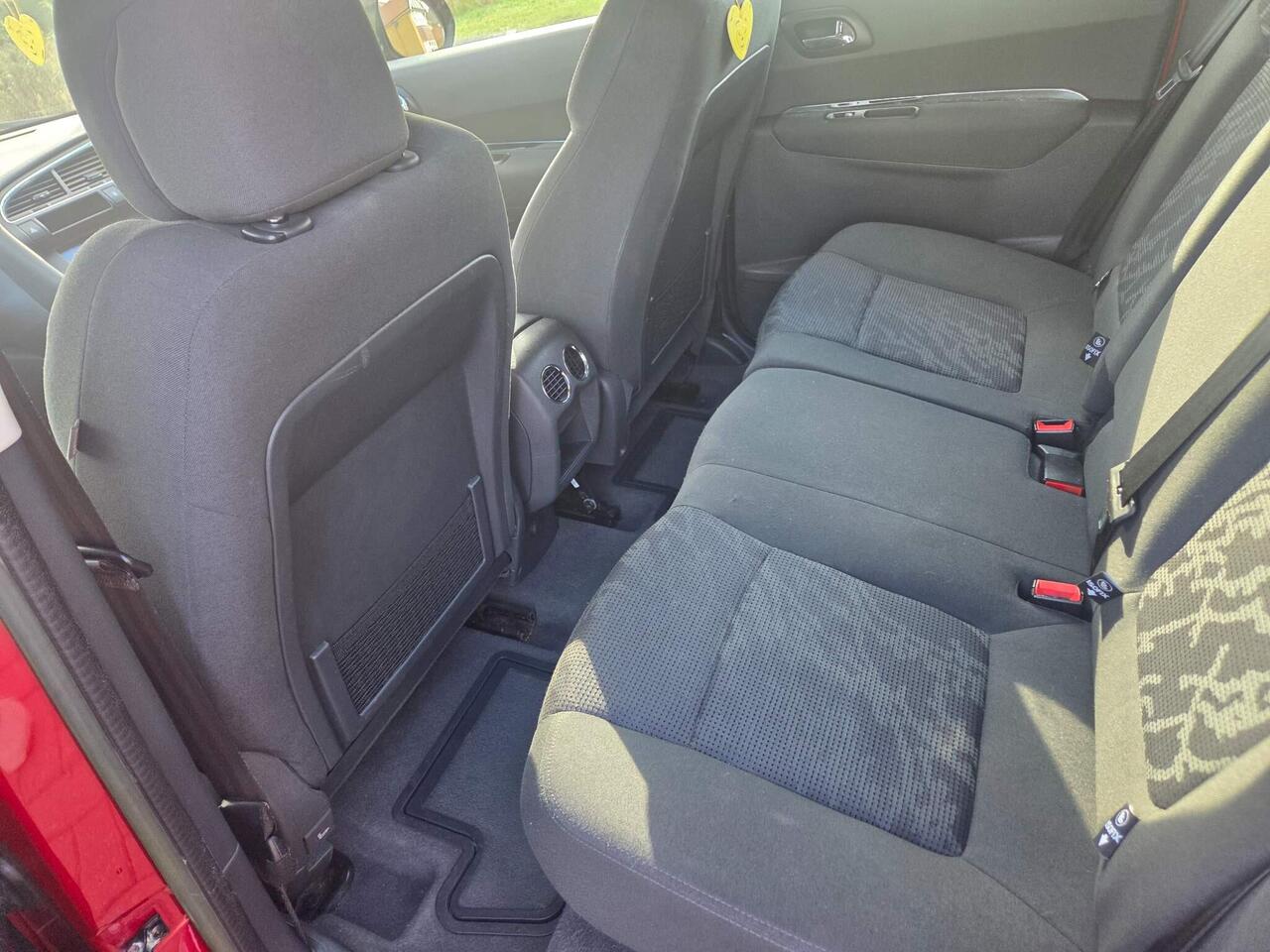 Peugeot 3008 — photo 9