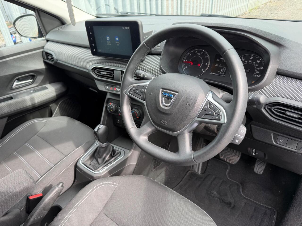 Dacia Sandero — photo 3