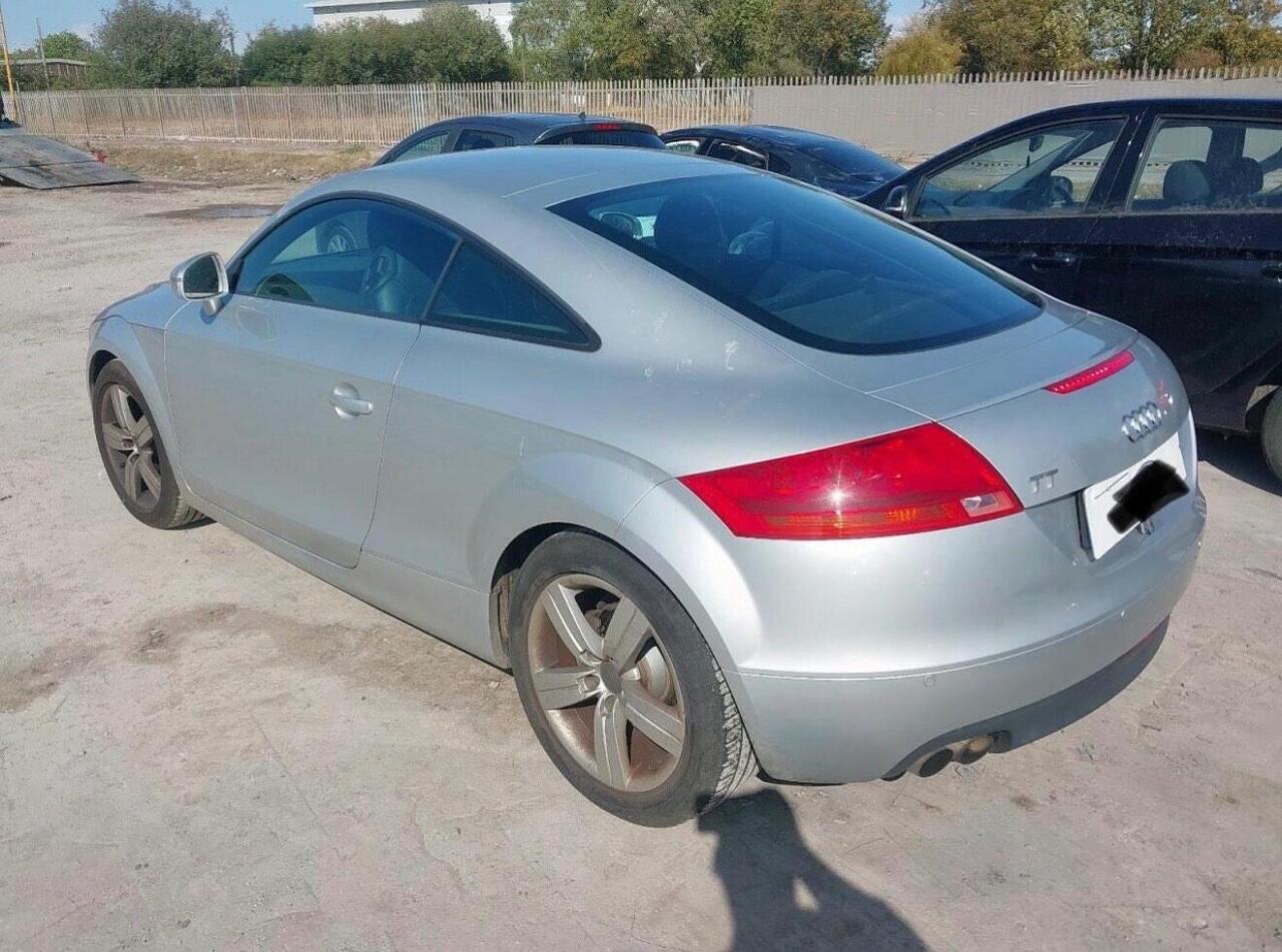 Audi TT — photo 41