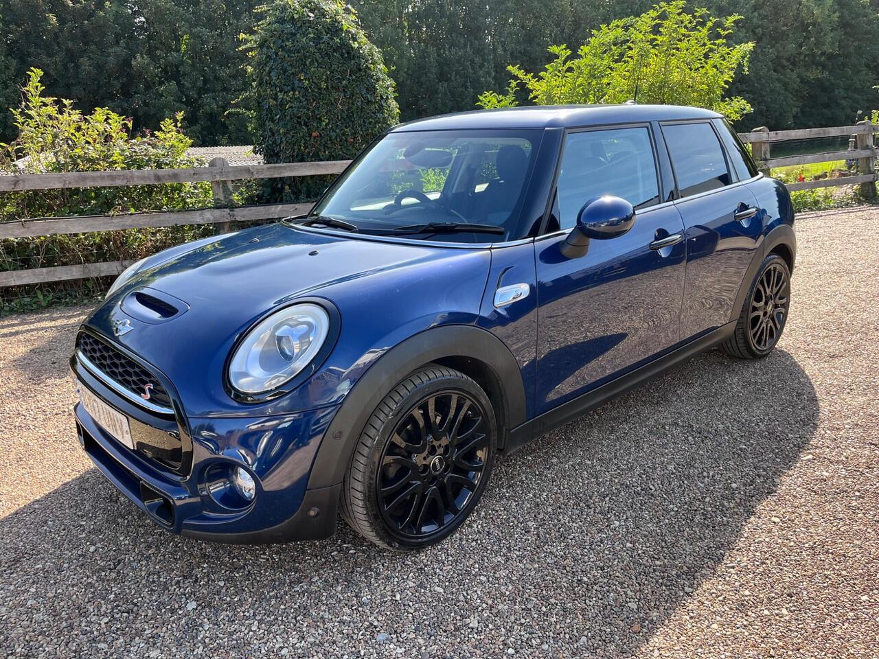 MINI Hatch — photo 4