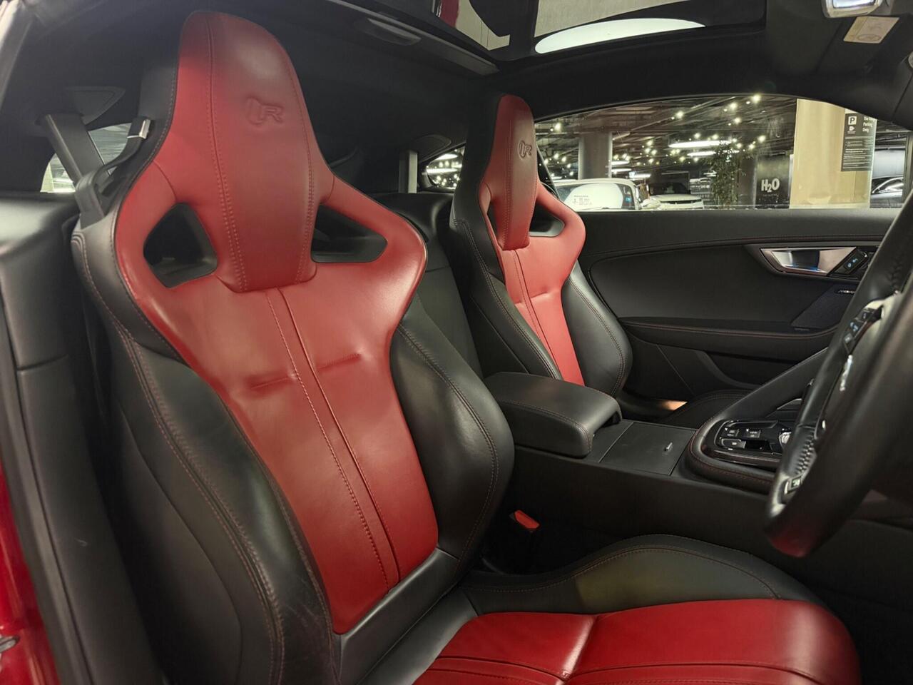 Jaguar F-Type — photo 27