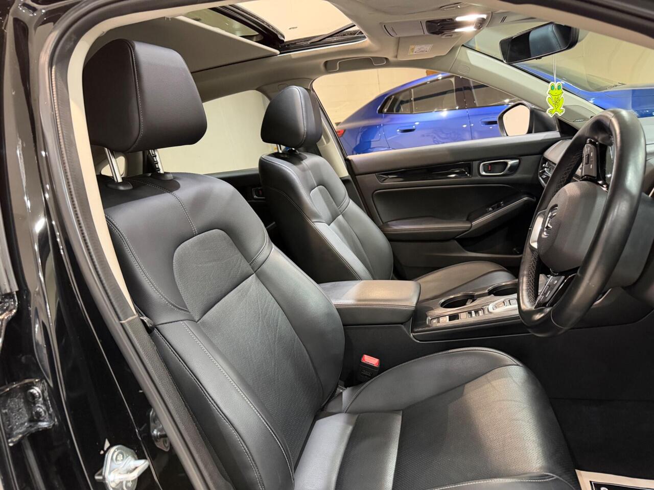 Honda Civic — photo 12