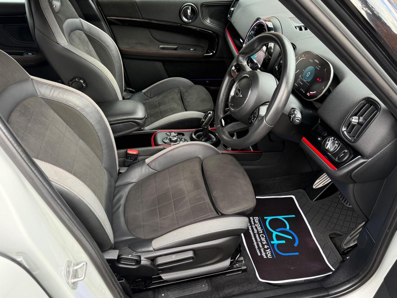 MINI Countryman — photo 8