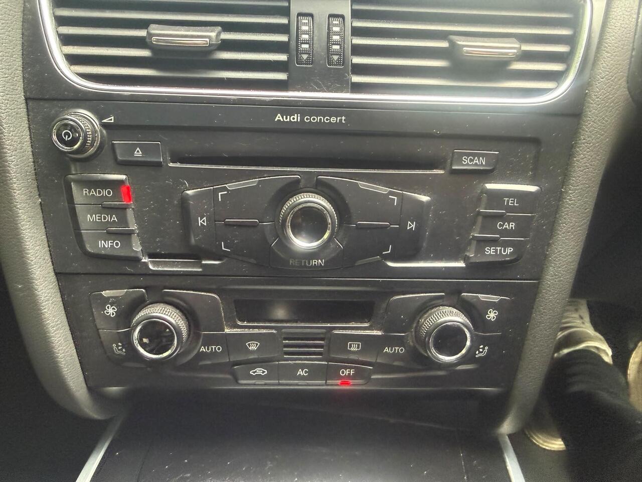Audi A4 — photo 12