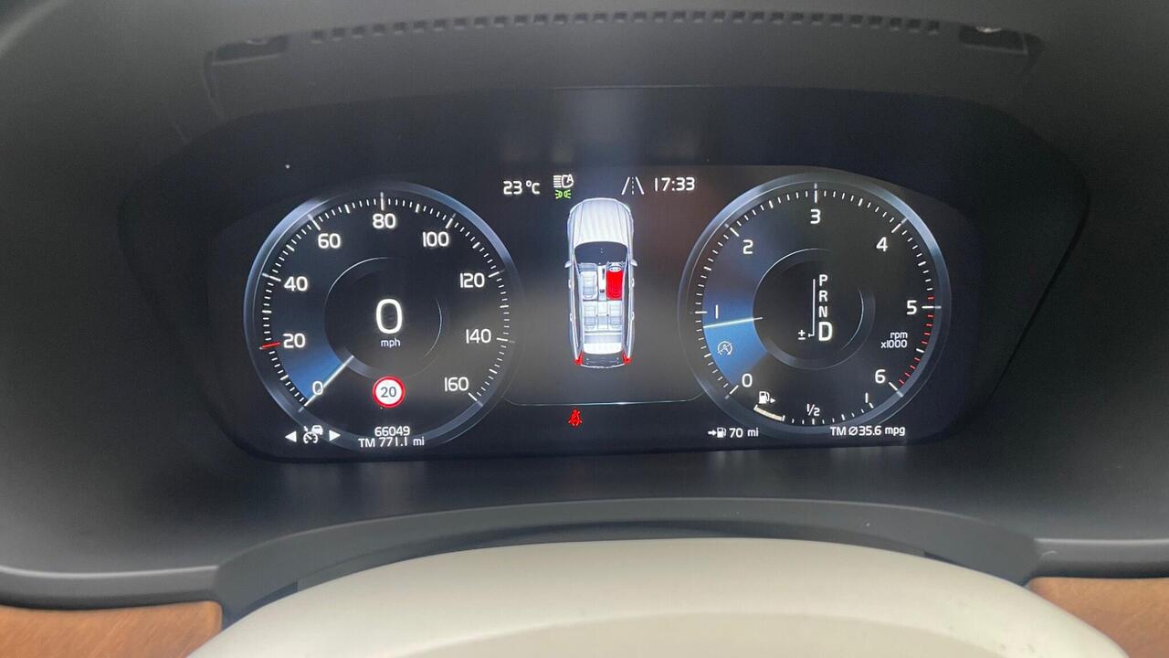 Volvo V90 — photo 37