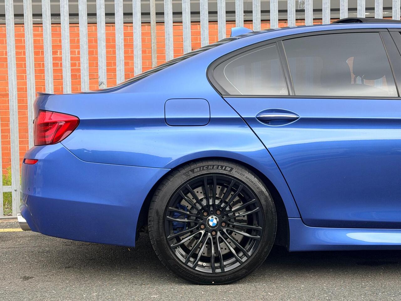 2013 BMW M5 4.4 V8 DCT Euro 5 (s/s) 4dr, photo 5