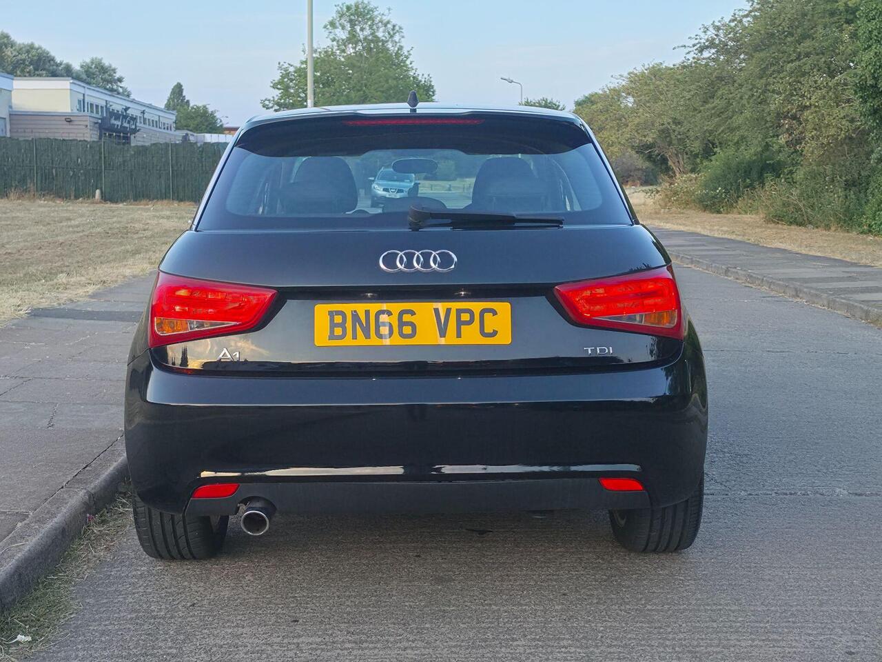 Audi A1 — photo 12