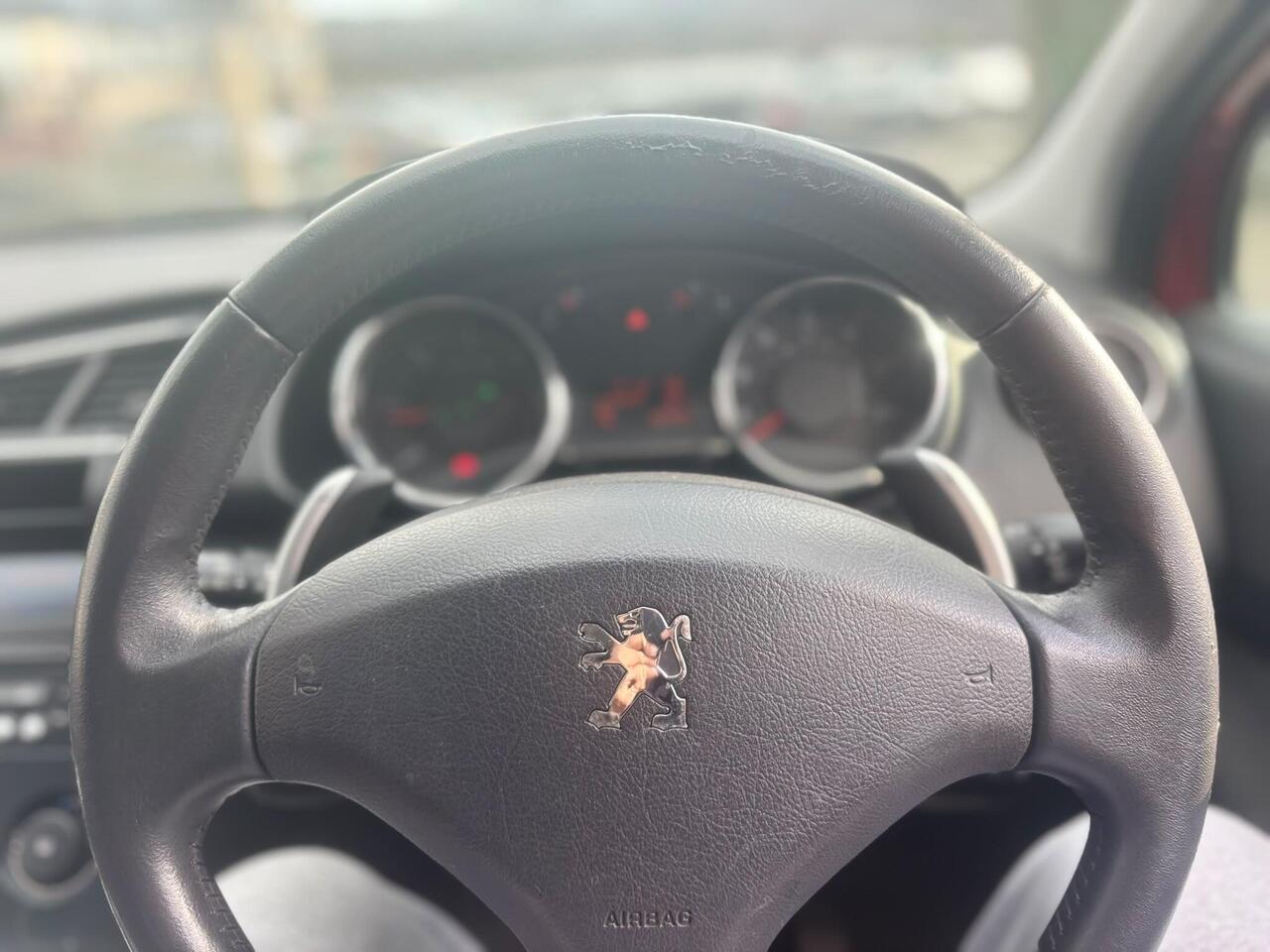 Peugeot 3008 — photo 11