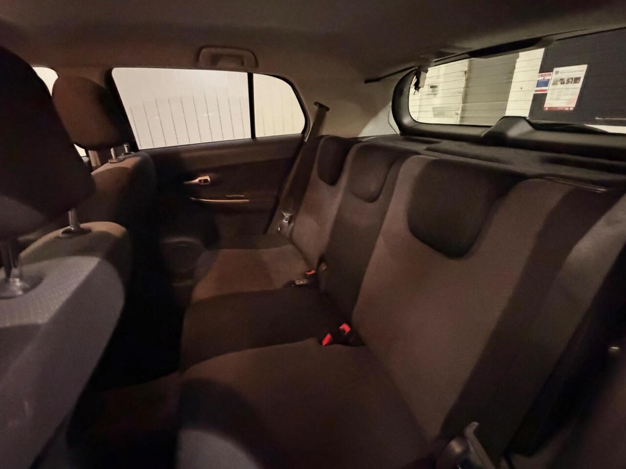 Toyota Urban Cruiser — photo 21