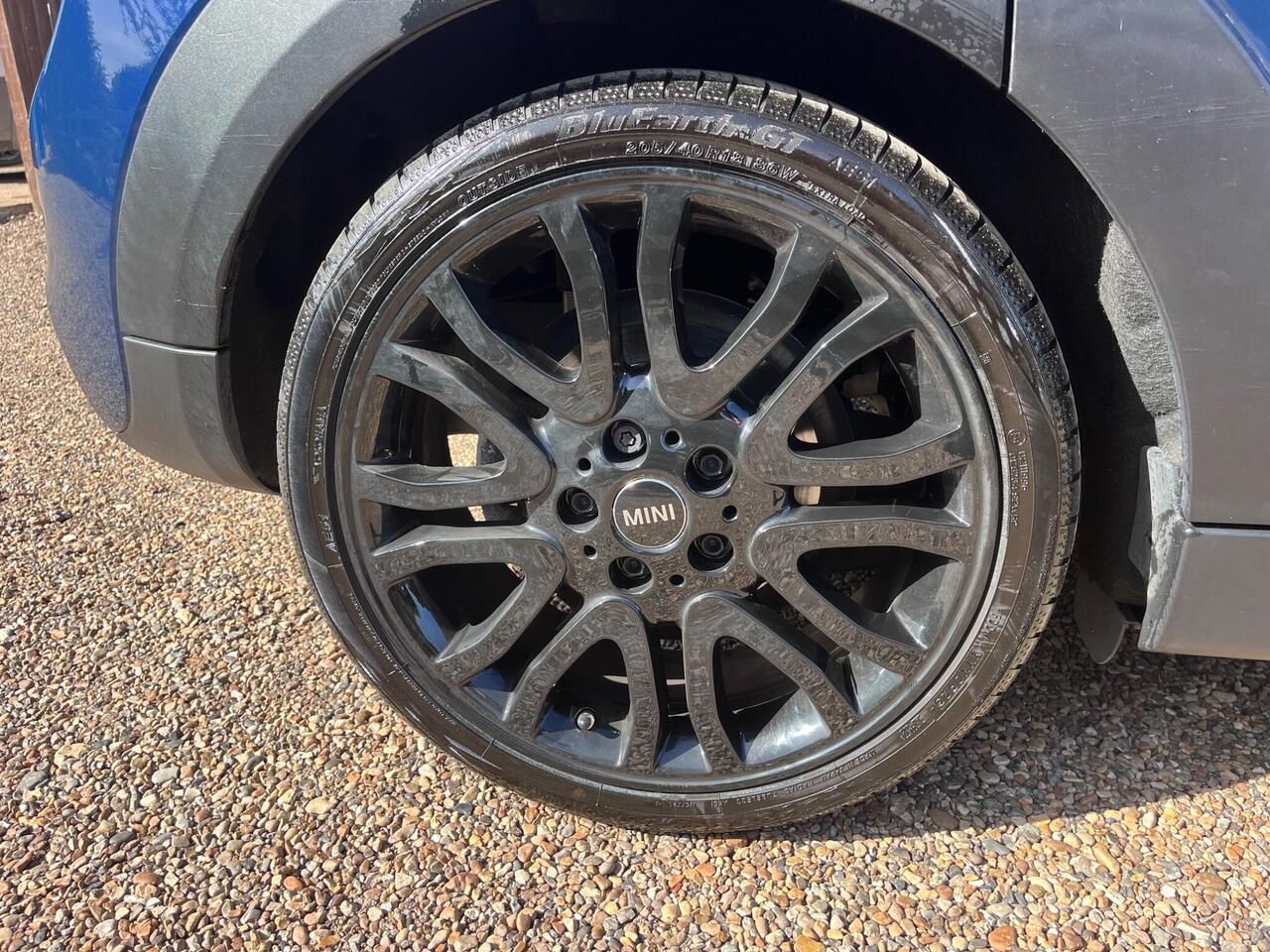 MINI Hatch — photo 27