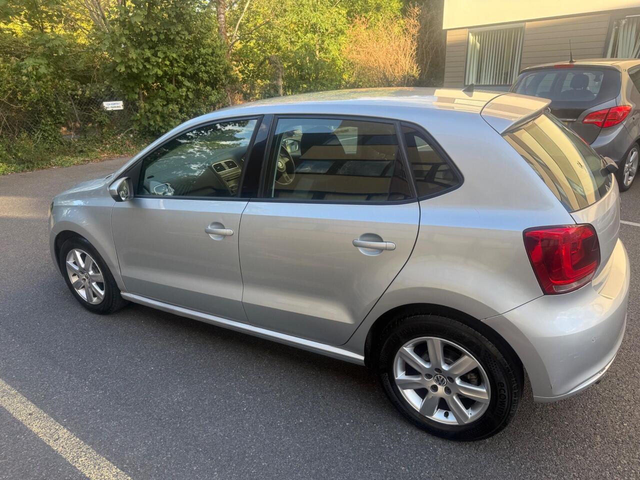 Volkswagen Polo — photo 2