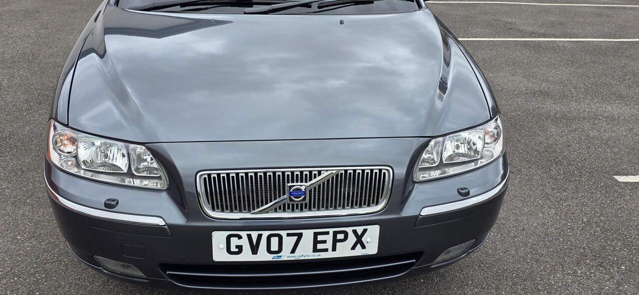 Volvo V70 — photo 13