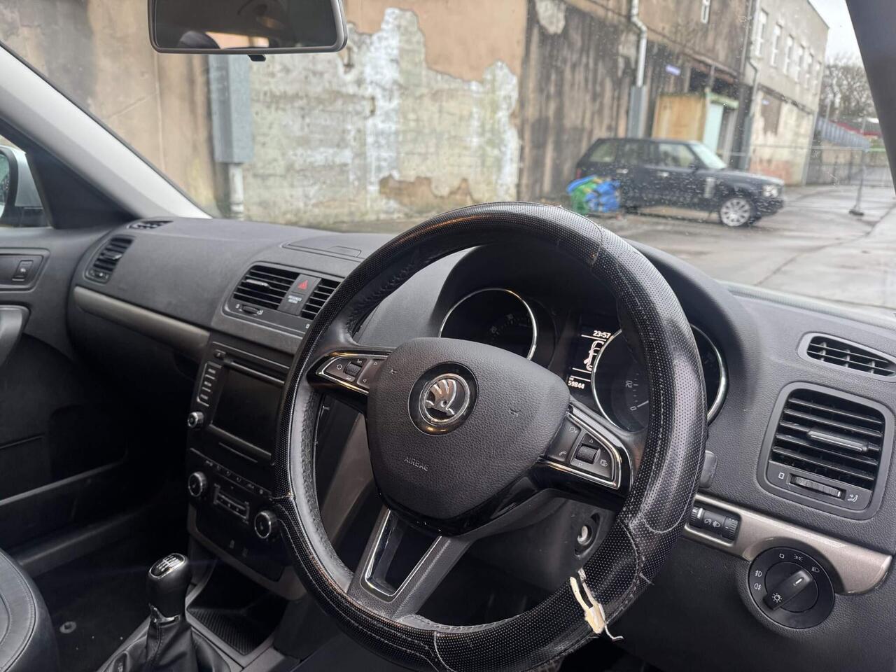 Skoda Yeti — photo 10