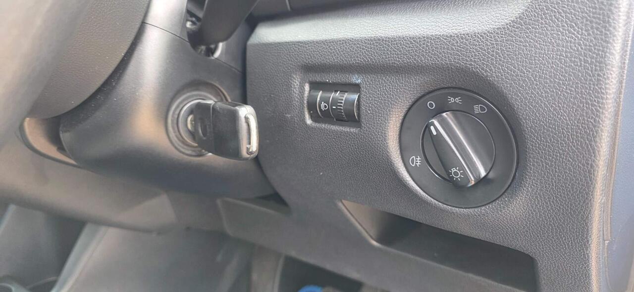 Skoda Fabia — photo 18