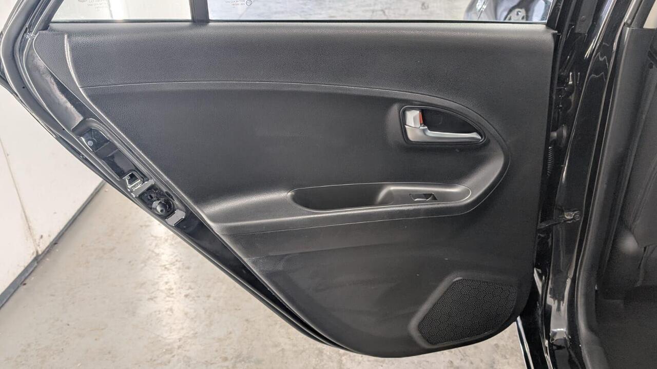 Kia Picanto — photo 47