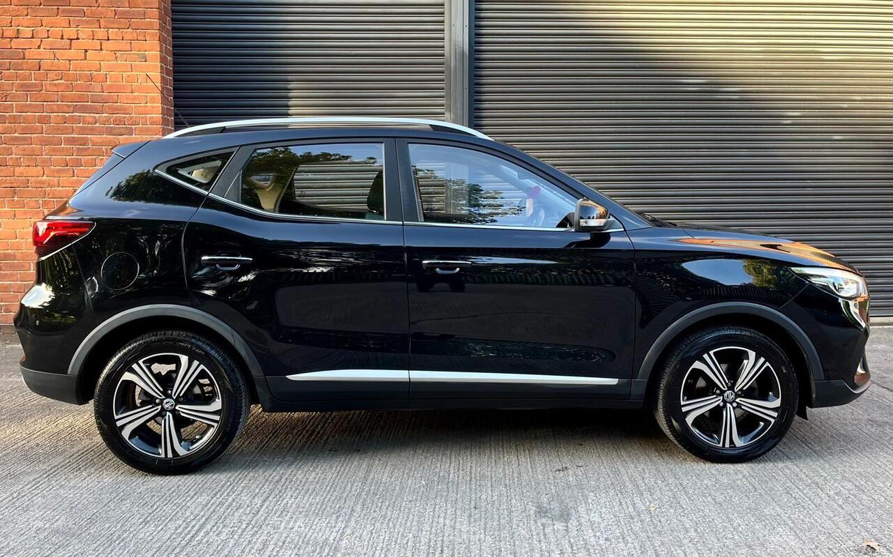 MG MG ZS — photo 23