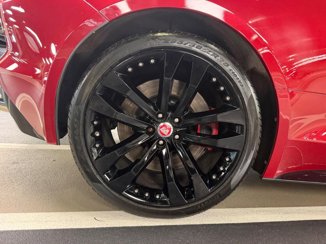 Jaguar F-Type — photo 42