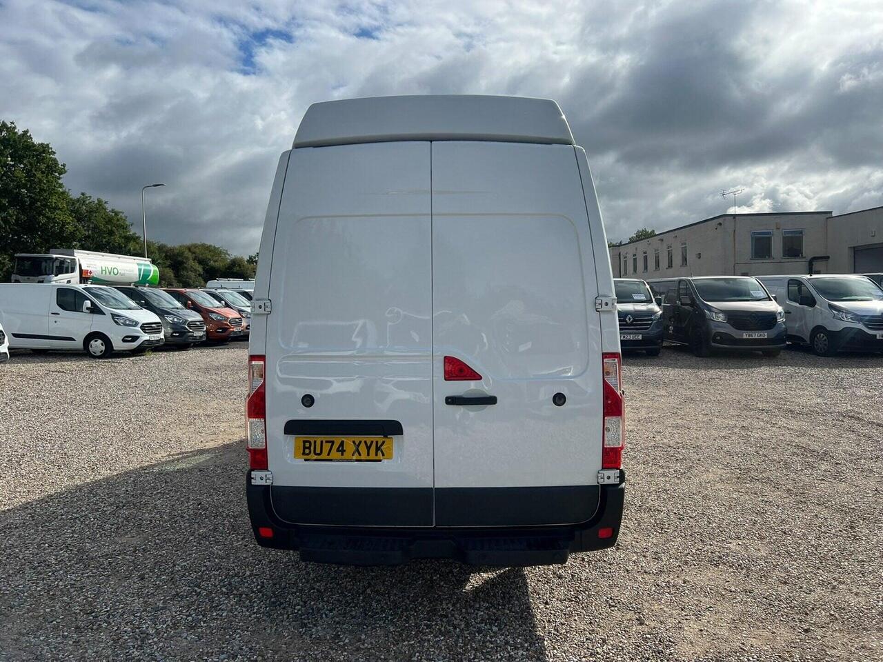 Renault Master — photo 7
