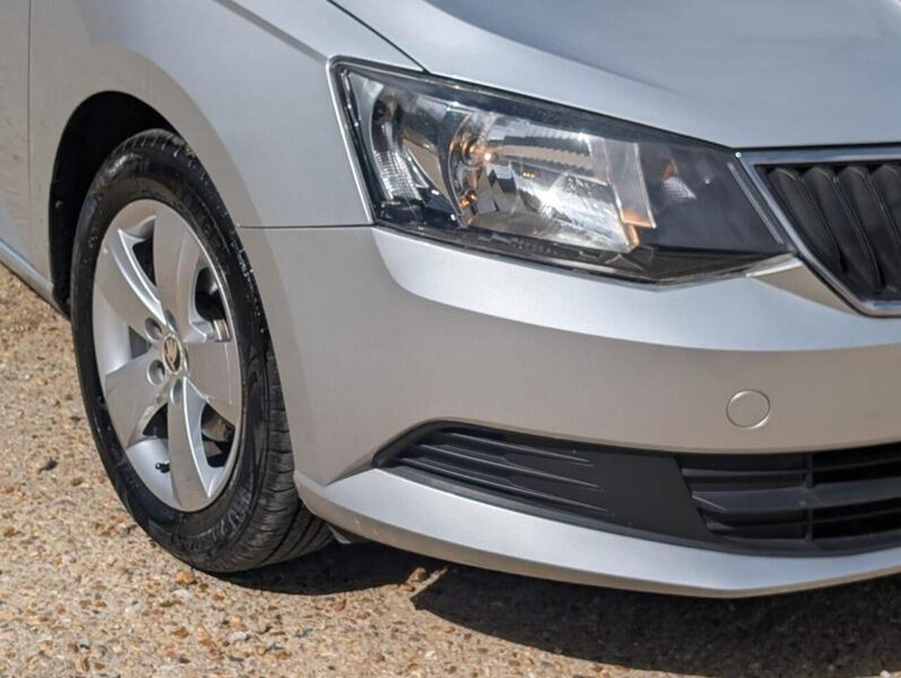 Skoda Fabia — photo 3