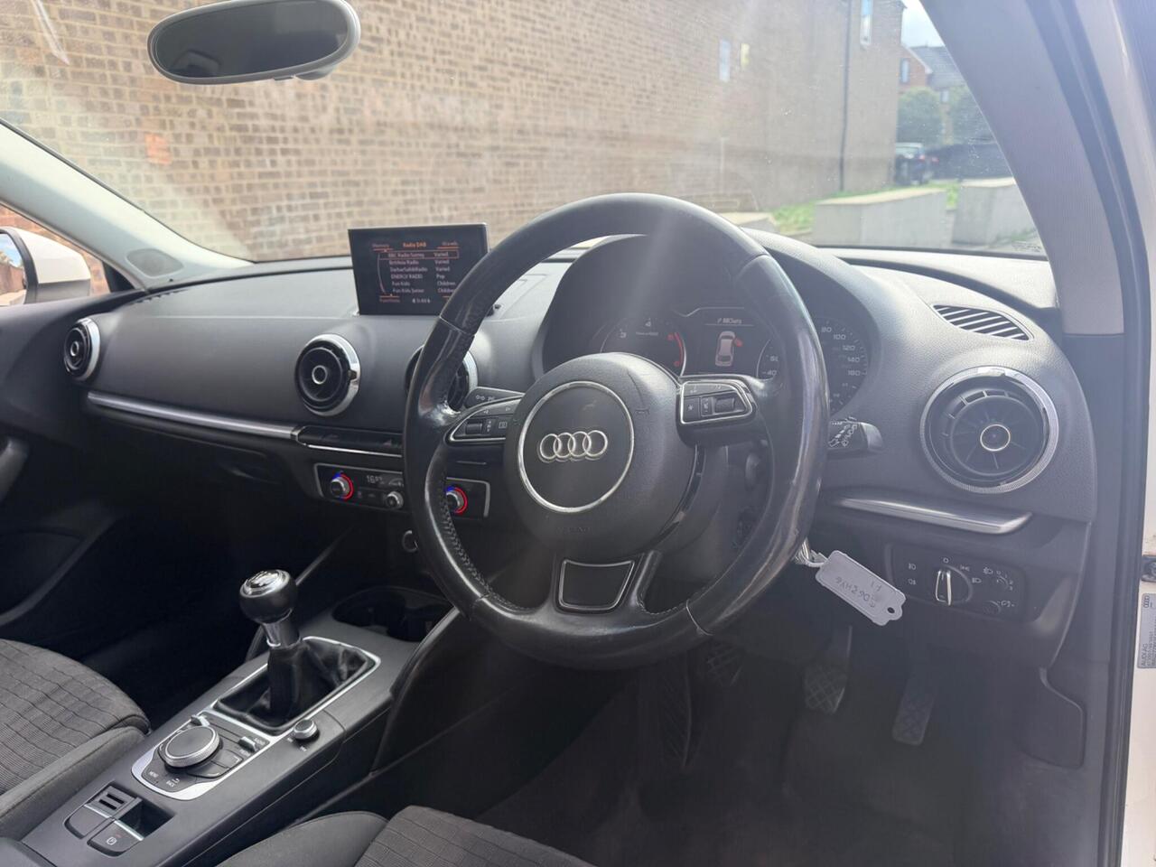 2013 Audi A3 1.6 TDI Sport Sportback Euro 5 (s/s) 5dr, photo 5