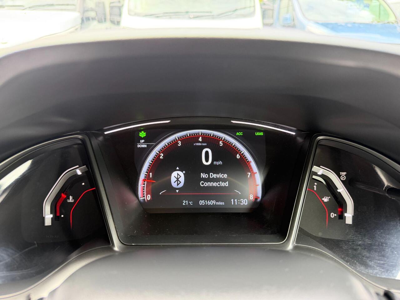 Honda Civic — photo 30