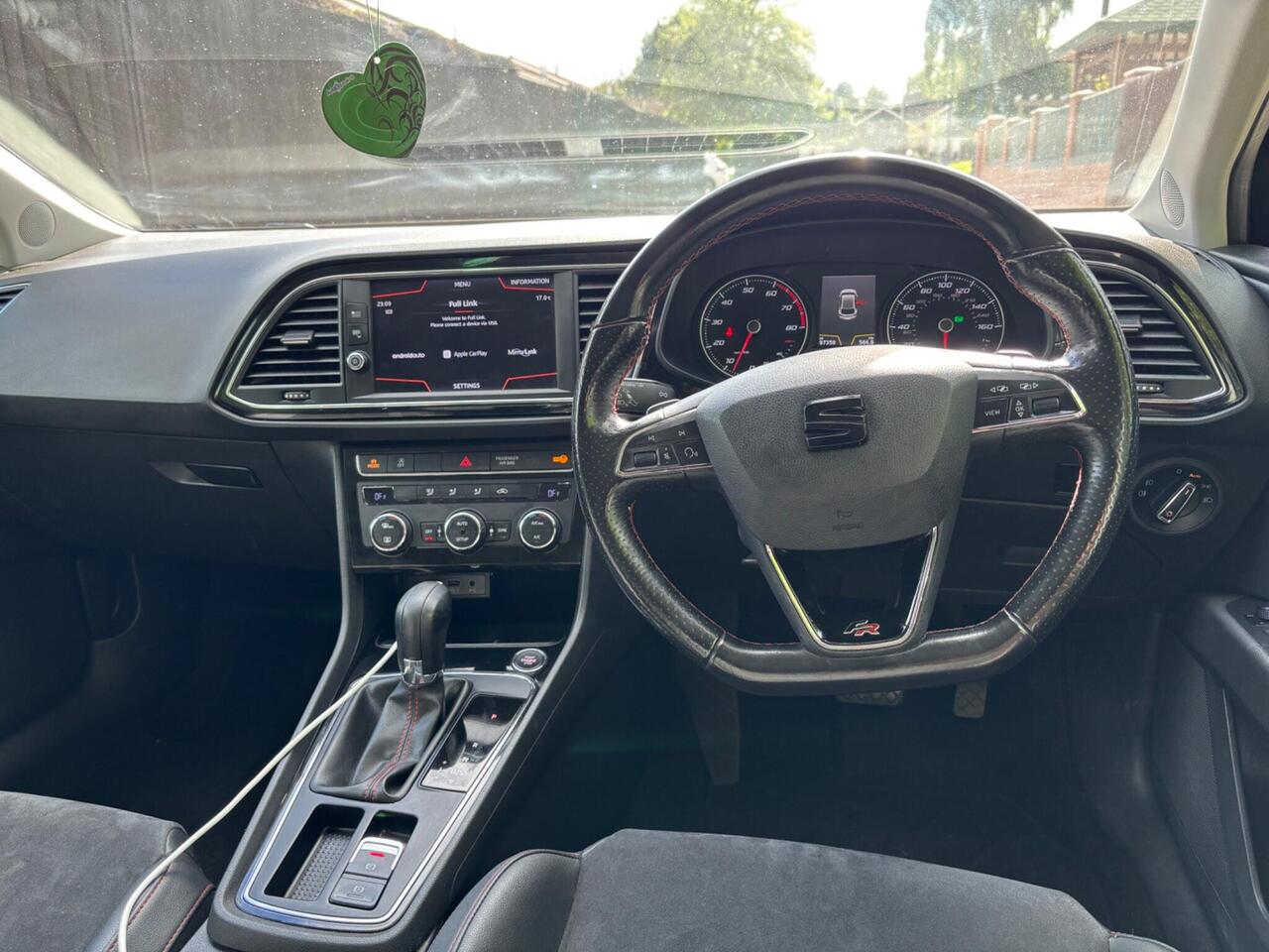 SEAT Leon — photo 15