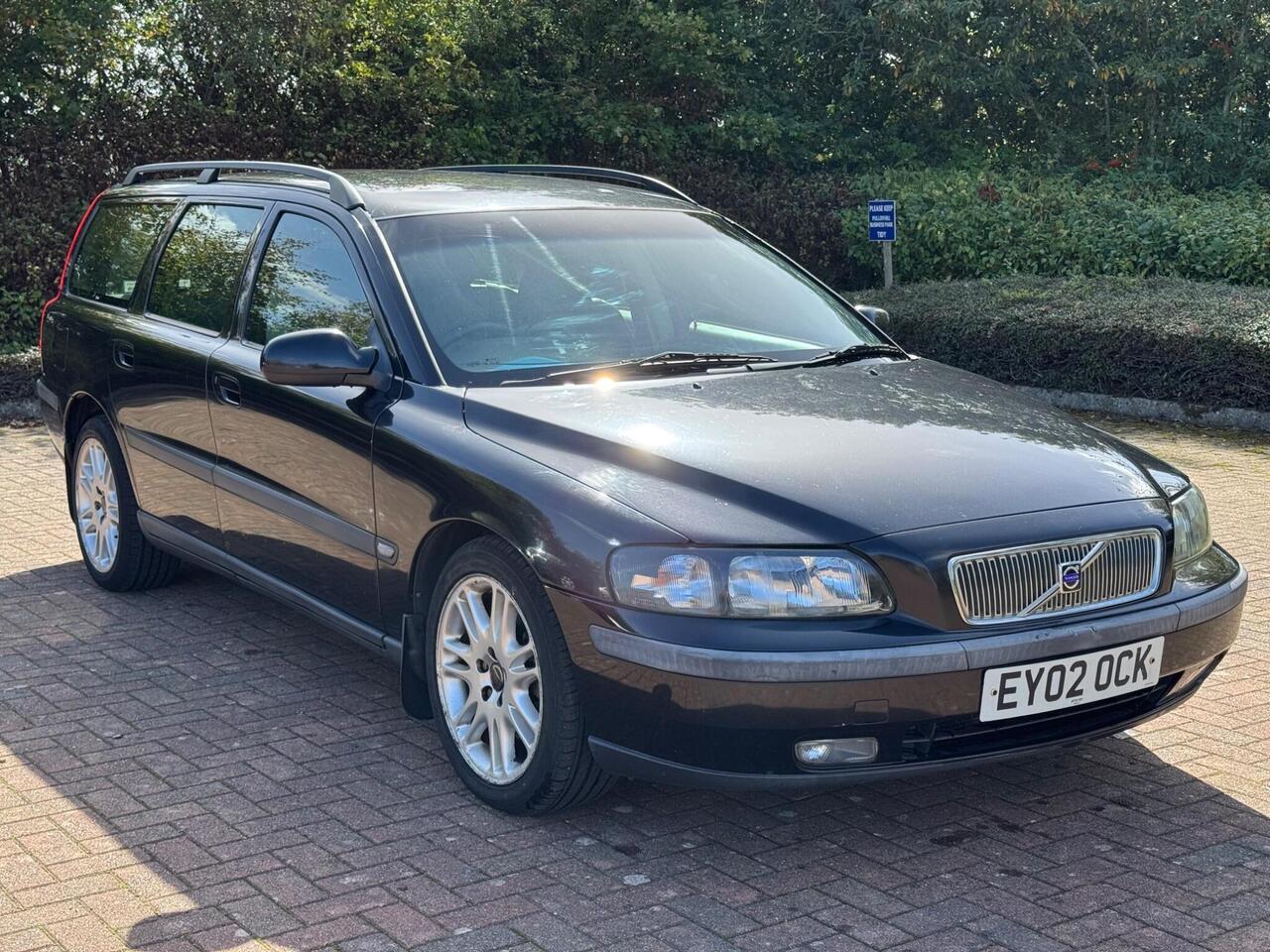 Volvo V70 — photo 9