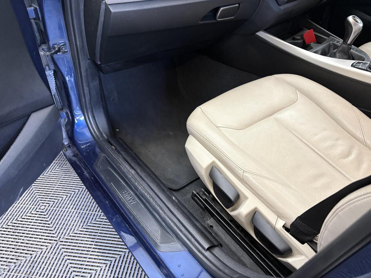 BMW 1 Series — photo 31