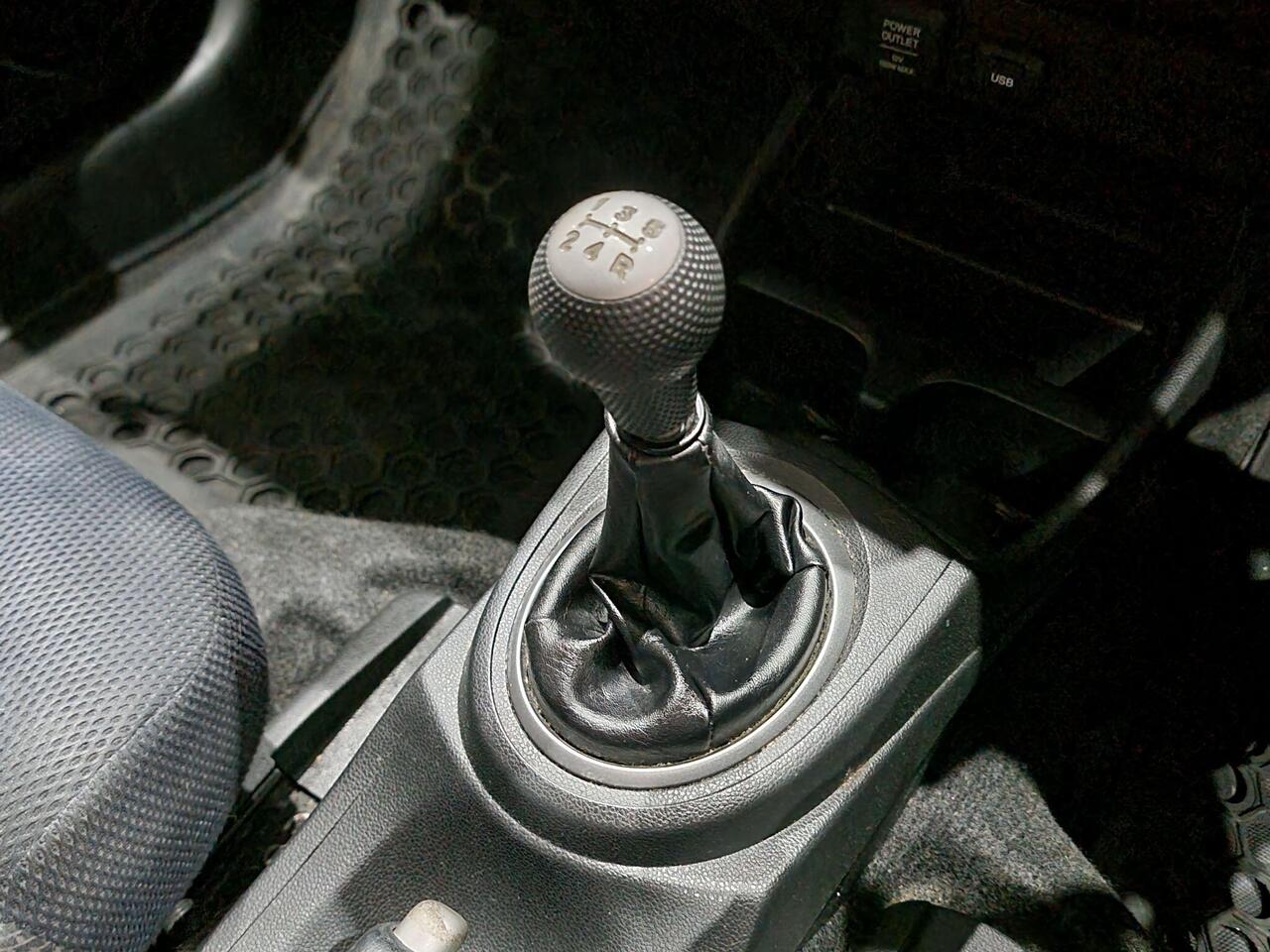 Honda Jazz — photo 11