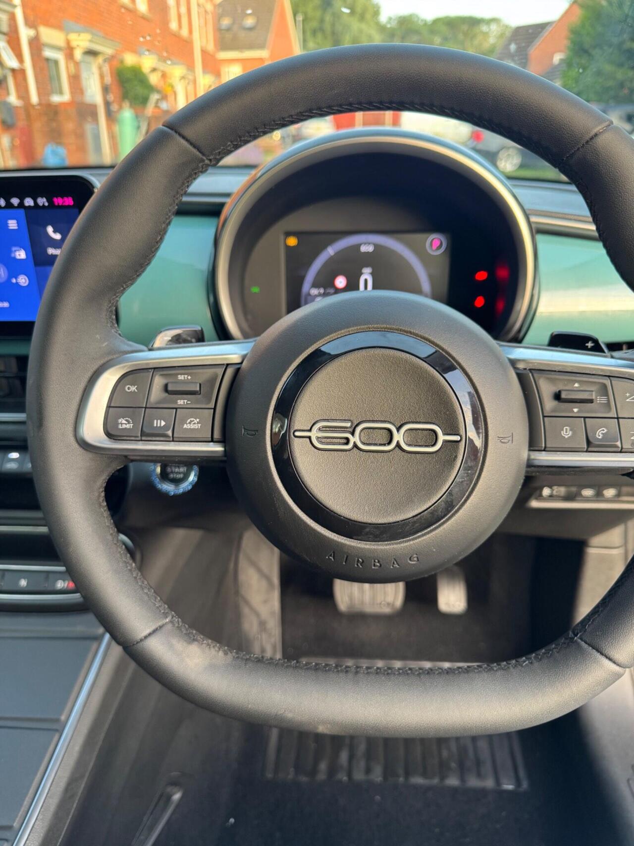 Fiat 600 — photo 11