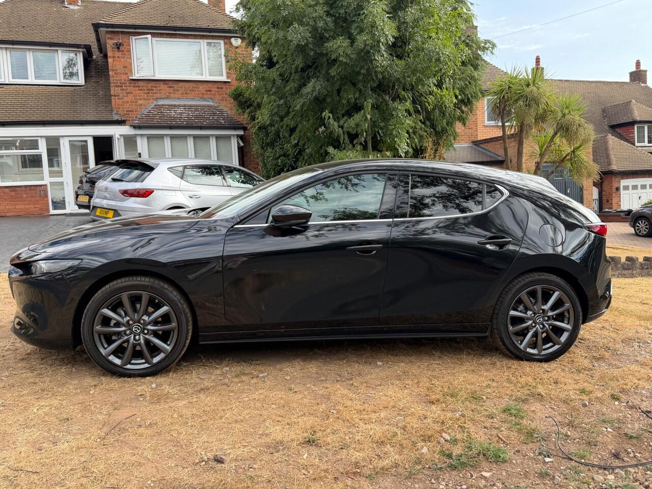 Mazda Mazda3 — photo 4
